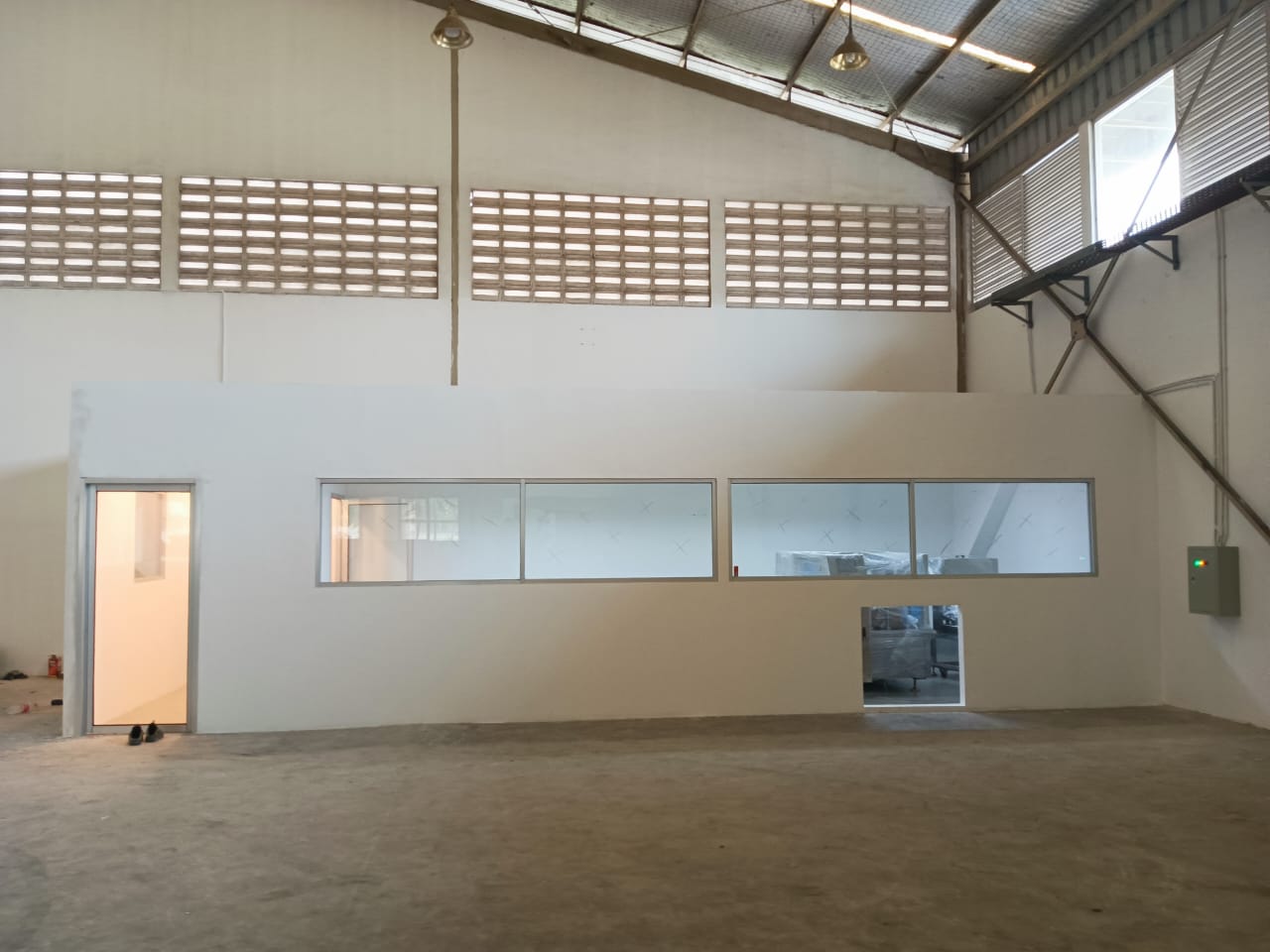 Partition Ruang Mesin Kemasan